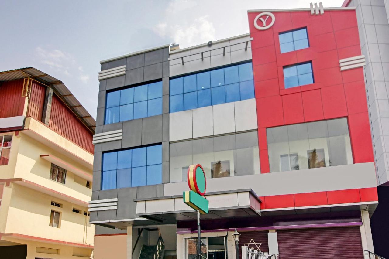 Hotel Oyo 28303 Yesh Comforts Madikeri Exterior foto